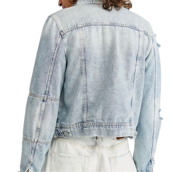 Free People Light Blue Distressed Denim Jacket size small - Picture 2 of 13